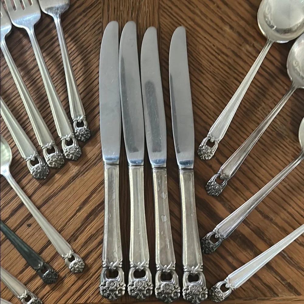 1847 Rogers Eternally Yours Silverplate Silverware